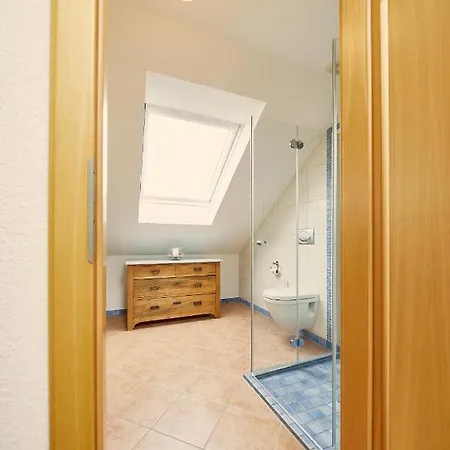 Apartment Raffael 100 Qm, 2 Grosse Betten Im Wohnzimmer *