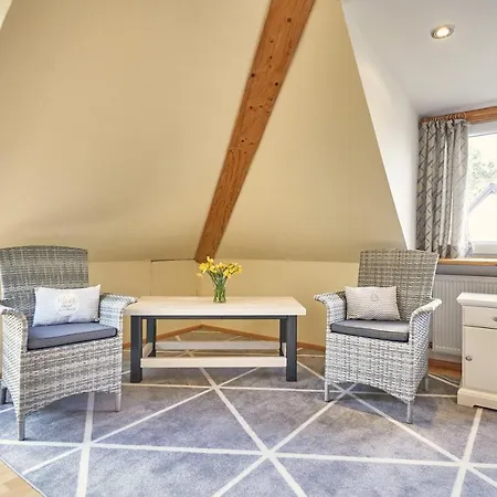 Raffael 100 Qm, 2 Grosse Betten Im Wohnzimmer