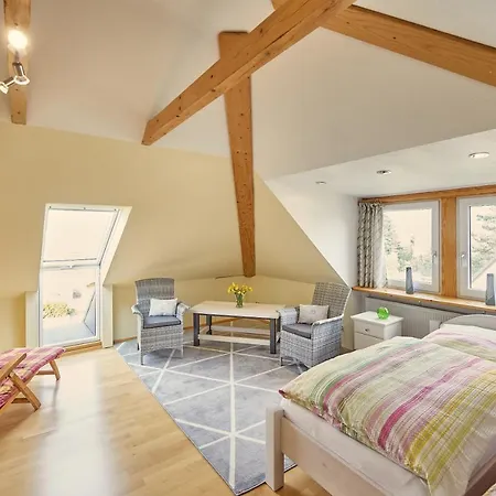 Apartamento Raffael 100 Qm, 2 Grosse Betten Im Wohnzimmer Cuxhaven