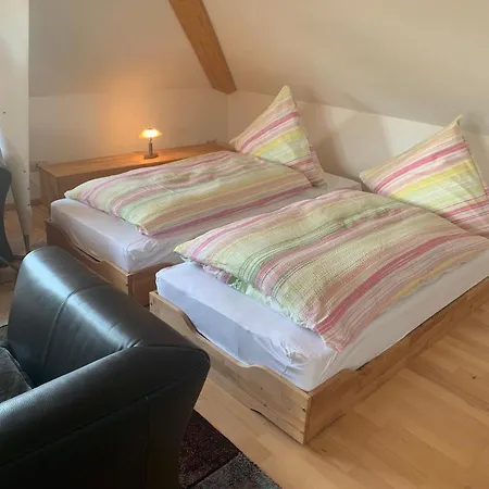 Apartamento Raffael 100 Qm, 2 Grosse Betten Im Wohnzimmer *