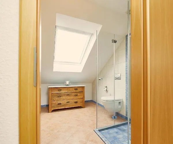 Lägenhet Raffael 100 Qm, 2 Grosse Betten Im Wohnzimmer *